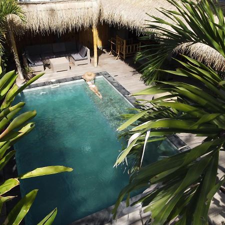 Akasia Villas Gili Air Exterior photo
