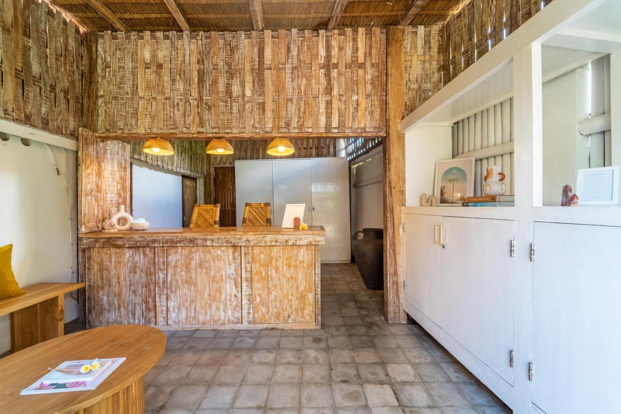 Akasia Villas Gili Air Exterior photo