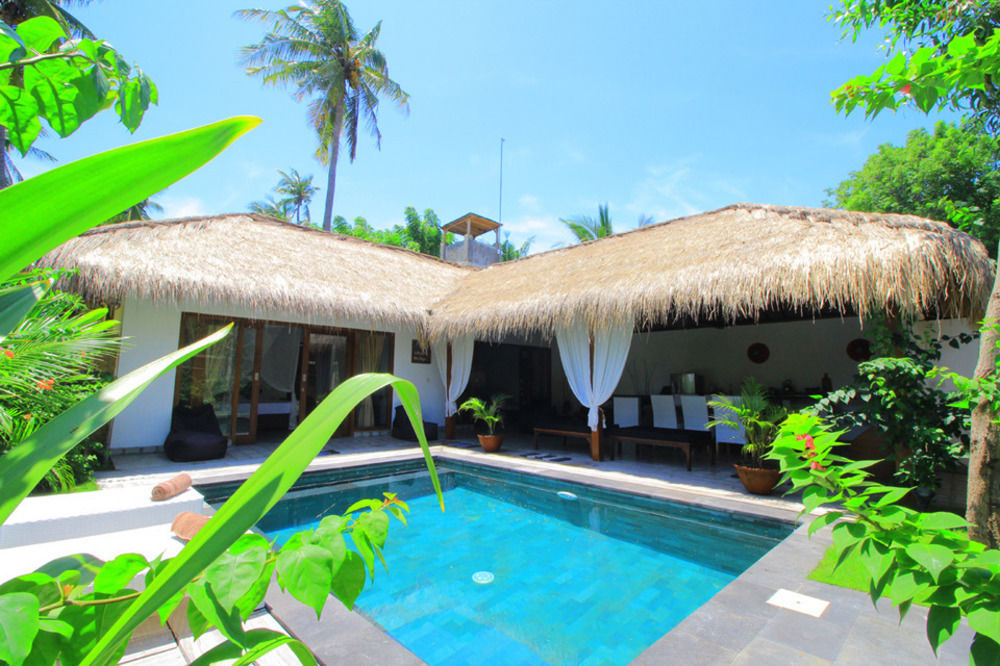 Akasia Villas Gili Air Exterior photo